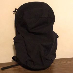 Evergoods civic half zip 22l backplack
